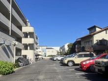 【東京都/世田谷区大蔵】セルバ大蔵 駐車場