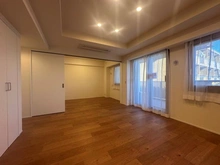 【東京都/世田谷区祖師谷】プラウド成城 リビング・ダイニング