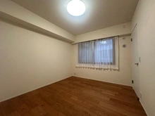 【東京都/世田谷区祖師谷】プラウド成城 洋室