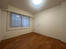 【東京都/世田谷区祖師谷】プラウド成城 洋室