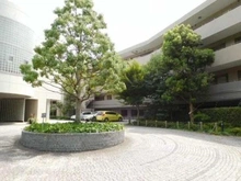 【東京都/世田谷区成城】パークシティ成城 F棟 敷地内