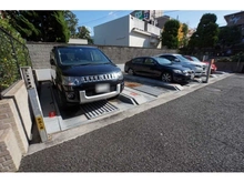 【東京都/世田谷区砧】クレッセント砧 駐車場