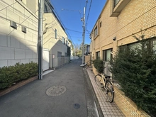 【東京都/渋谷区上原】ロイヤルコーポ上原 前面道路