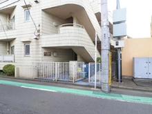 【東京都/狛江市岩戸北】クィーポ喜多見 エントランス