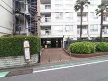 【東京都/狛江市岩戸南】狛江コーポラス アプローチ