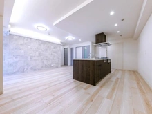 【東京都/狛江市岩戸南】ミオカステーロ狛江アンバーコート リビング・ダイニング