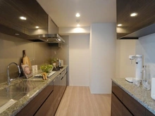 【東京都/目黒区東山】ザ・パークハウス中目黒小川坂 キッチン