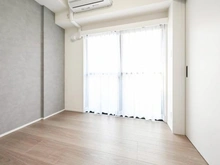 【東京都/中野区本町】オリエンタル新中野 洋室：北西向き約4.5帖