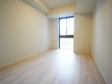 【東京都/新宿区西新宿】パークタワー西新宿 洋室