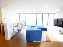 【東京都/港区愛宕】虎ノ門ヒルズレジデンシャルタワー リビング・ダイニング：※家具調度品は含まれません。