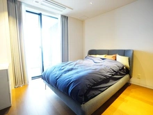 【東京都/港区愛宕】虎ノ門ヒルズレジデンシャルタワー 洋室：※家具調度品は含まれません。