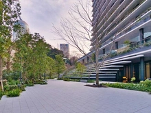 【東京都/港区愛宕】虎ノ門ヒルズレジデンシャルタワー 敷地内