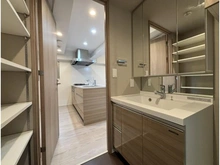 【東京都/板橋区泉町】メインステージ本蓮沼 洗面所