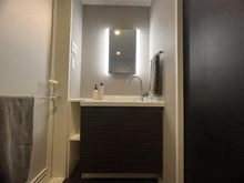 【東京都/渋谷区恵比寿】マンションニュー恵比寿 洗面所：独立洗面台新規交換済み