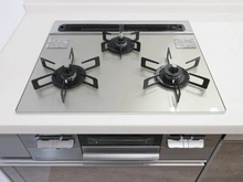 【東京都/目黒区三田】ファミールグラン恵比寿 キッチン：三口コンロ