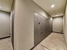 【東京都/目黒区中目黒】プラウド中目黒 宅配BOX