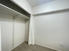 【東京都/目黒区中目黒】秀和恵比寿レジデンス サービスルーム（納戸）