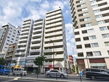 【東京都/目黒区青葉台】キャッスルマンション青葉台 外観：右から2番目