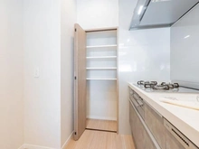 【東京都/目黒区青葉台】クレッセント目黒青葉台 キッチン