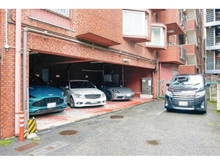 【東京都/渋谷区広尾】インペリアル常盤松 駐車場