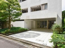 【東京都/渋谷区富ヶ谷】ブランクレア代々木公園 アプローチ