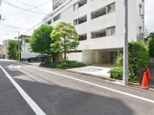 【東京都/渋谷区富ヶ谷】ブランクレア代々木公園 前面道路