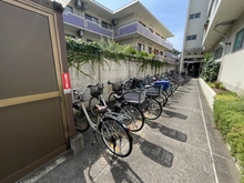 【東京都/杉並区堀ノ内】ライオンズマンション新高円寺 駐輪場