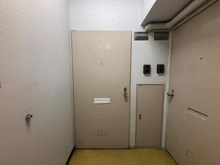 【東京都/台東区下谷】下谷第一サマリヤマンション 玄関