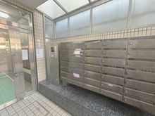 【東京都/台東区根岸】ラミア―ル鶯谷駅前 メールBOX
