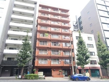 【東京都/文京区湯島】ルシエル湯島 外観：写真中央