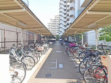 【東京都/足立区栗原】ライオンズタワー竹の塚ガーデン 駐輪場