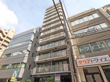 【東京都/千代田区岩本町】グラントゥルース神田岩本町 外観：写真中央の建物