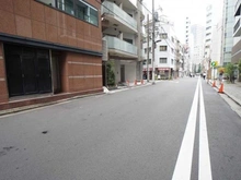 【東京都/千代田区神田司町】ヴァースクレイシア神田淡路町 前面道路