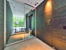 【東京都/文京区本郷】オープンレジデンシア本郷菊坂 エントランス