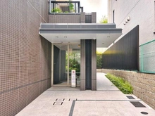 【東京都/文京区本郷】オープンレジデンシア本郷菊坂 アプローチ