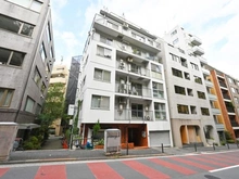 【東京都/千代田区一番町】カーサ一番町 外観：写真中央