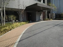 【東京都/足立区大谷田】グリーンフォレストパークアリーナ エントランス