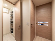 【東京都/台東区台東】ザ・パークハウスアーバンス御徒町 廊下・シューズインクローゼット