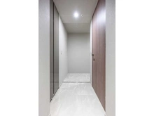 【神奈川県/横浜市神奈川区鶴屋町】THE YOKOHAMA FRONT TOWER 廊下