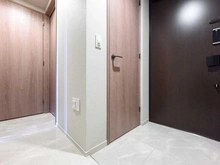 【神奈川県/横浜市神奈川区鶴屋町】THE YOKOHAMA FRONT TOWER 玄関