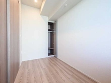 【神奈川県/横浜市神奈川区鶴屋町】THE YOKOHAMA FRONT TOWER 洋室