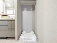 【神奈川県/横浜市神奈川区鶴屋町】THE YOKOHAMA FRONT TOWER 洗面所