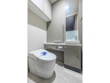 【神奈川県/横浜市神奈川区鶴屋町】THE YOKOHAMA FRONT TOWER トイレ