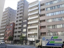 【東京都/千代田区外神田】藤和妻恋坂コープ 外観：右から2棟目、白い建物