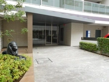 【東京都/千代田区神田三崎町】ライオンズ千代田三崎町 エントランス