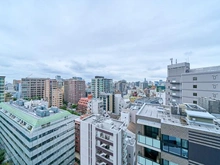 【東京都/千代田区一番町】レグノ・グランデ一番町タワー 眺望：バルコニーより
