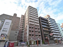 【東京都/台東区雷門】ライオンズグローベル浅草雷門 外観：左から２番目の建物