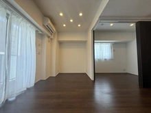 【東京都/千代田区内神田】リビオレゾン大手町 リビング・ダイニング：右横：洋室