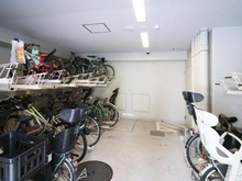 【東京都/千代田区内神田】リビオレゾン大手町 駐輪場