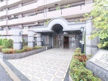 【東京都/足立区伊興】ライオンズガーデンテラス竹の塚 エントランス